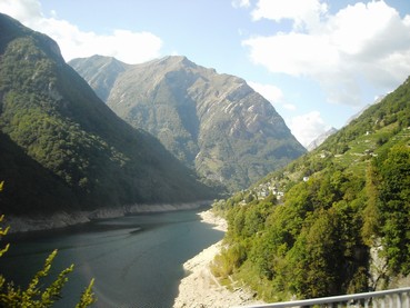 0805 údolí Verzasca 11.9.2009